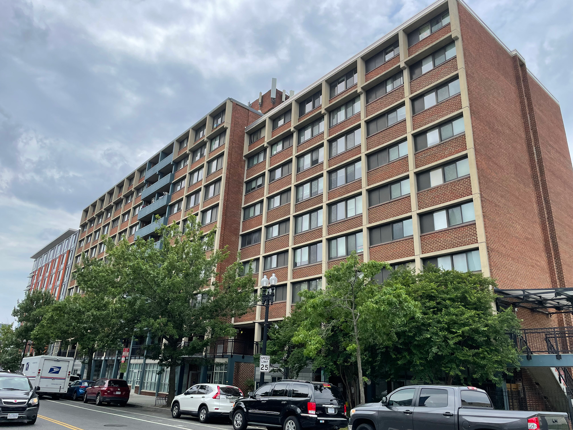 Lincoln Westmoreland Apartments