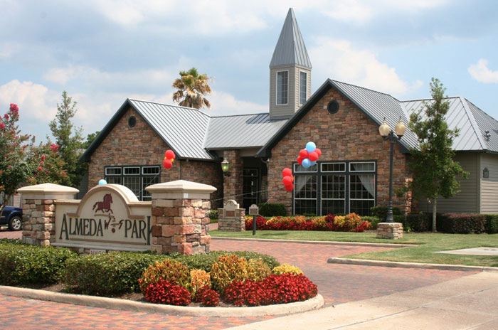 Almeda Park Apartments
