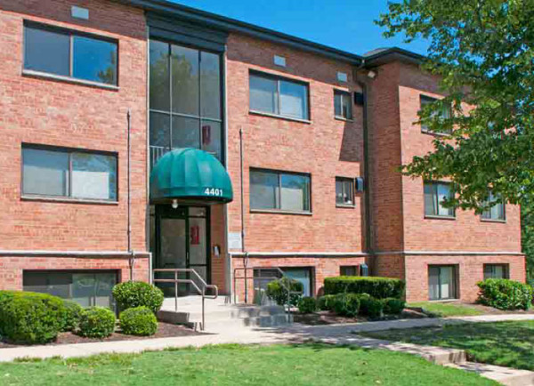 Parkway Apartments