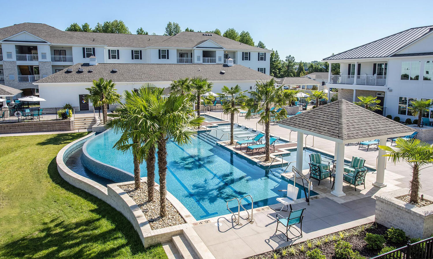 Southern Pine Apartments